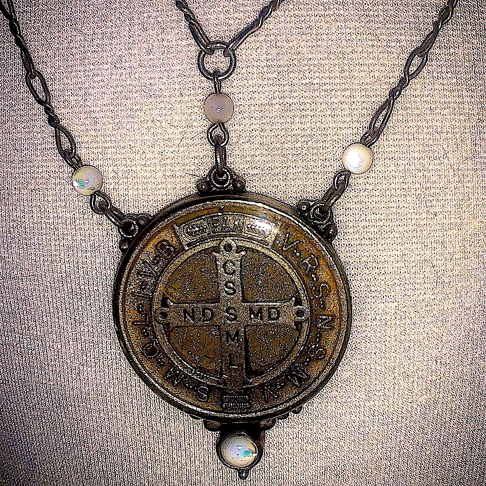 Virgins Saints & Angels San Benito/Mother of Pearl
